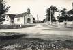 / CPSM FRANCE 44 "Préfailles, l'église et la route de la pointe Saint Gildas"