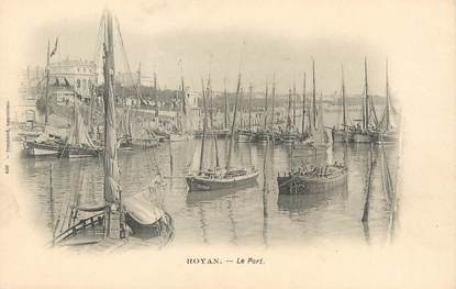 / CPA FRANCE 17 "Royan, le port" /  BATEAU