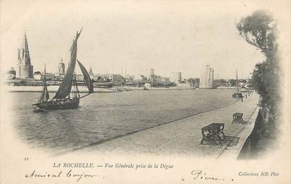 / CPA FRANCE 17 "La Rochelle, vue générale prise de la Digue"