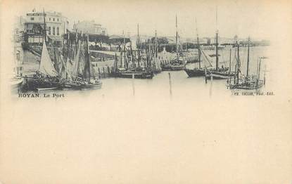 / CPA FRANCE 17  "Royan, le  port"