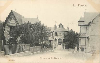 / CPA FRANCE 44 "La Baule, av de la Blanche"