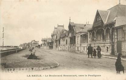 / CPA FRANCE 44 "La Baule, le boulevard Hennecart"