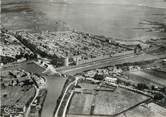 30 Gard / CPSM FRANCE 30 "Aigues Mortes, vue générale aérienne sur la cité "