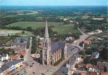 / CPSM FRANCE 44 "Saint Philbert de Grand Lieu, la place de l'église"