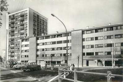 / CPSM FRANCE 95 "Pontoise, les nouveaux immeubles, route de Gisors"