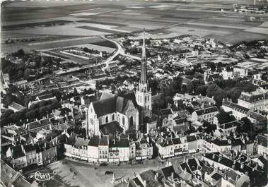 / CPSM FRANCE 45 "Pithiviers, vue générale aérienne, centre de la ville"