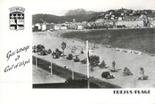 83 Var / CPSM FRANCE 83 "Fréjus Plage, la plage et Saint Raphaël"