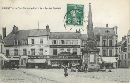 / CPA FRANCE 76 "Gournay, la place Nationale, entrée de la rue des Bouchers"