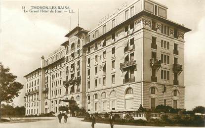 / CPA FRANCE 74 "Thonon Les Bains, le grand hôtel du parc"