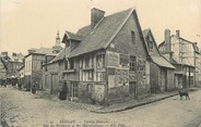 27 Eure / CPA FRANCE 27 "Bernay, vieilles maisons, rue des Fontaines et des manufactures"