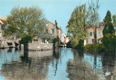 / CPSM FRANCE 45 "Montargis, vieille maison sur le loing"