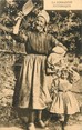 50 Manche / CPA FRANCE 50 "La Normandie Pittoresque, vieille dame et petite fille" / FOLKLORE