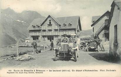 / CPA FRANCE 05 "Briançon, route de Grenoble, le Lautaret, un départ d'Automobiles"