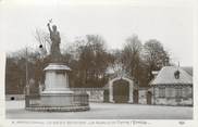 80 Somme / CPSM FRANCE 80 "Amiens, le palais épiscopal, la statue de Pierre l'Ermite"