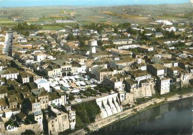 / CPSM FRANCE 47 "Tonneins, vue panoramique aérienne et le château"