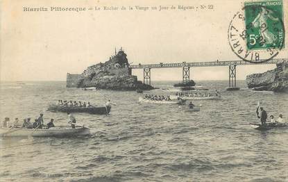 / CPA FRANCE 64 "Biarritz Pittoresque, le rocher de la vierge au jour de Régates nr 22"