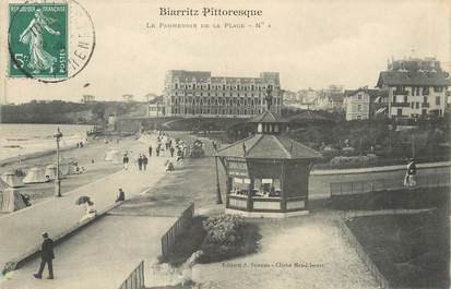 / CPA FRANCE 64 "Biarritz Pittoresque, le promenoir de la plage nr 4"