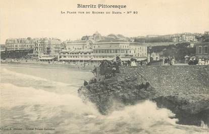 / CPA FRANCE 64 "Biarritz Pittoresque, la plage vue du rocher du Basta nr 93"