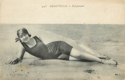 / CPA FRANCE 14 "Deauville, baigneuse "