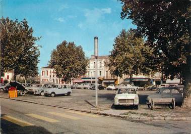 / CPSM FRANCE 47 "Casteljaloux, la place"