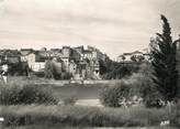 47 Lot Et Garonne / CPSM FRANCE 47 "Tonneins, place du château "