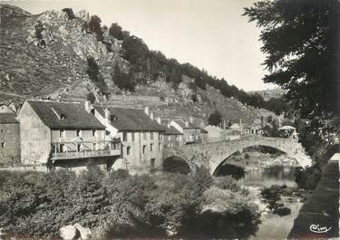 / CPSM FRANCE 48 "Le pont de Montvert, l'hôtel des Cévennes et le grand pont"