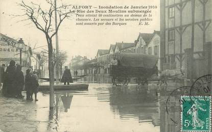 / CPA FRANCE 94 "Alfort, la rue des deux moulins submergée" / INONDATIONS 1910