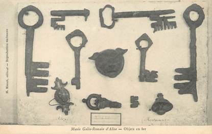 / CPA FRANCE 21 "Musée Gallo Romain d'Alise, objets en fer" / ARCHEOLOGIE / CLE