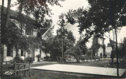 / CPSM FRANCE 77 "Saint Cyr sur Morin, auberge de la Cascade et l'Oeuf Dur"