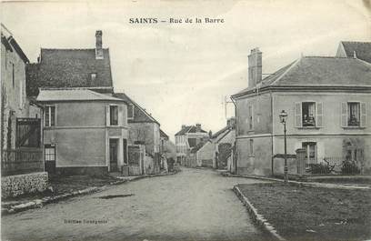 / CPA FRANCE 77 "Saints, rue de la barre"