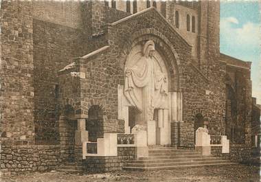/ CPSM FRANCE 49 "Eglise du Sacré Coeur à Cholet"