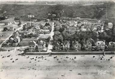 / CPSM FRANCE 50 "Carolles, vue aérienne de la plage"