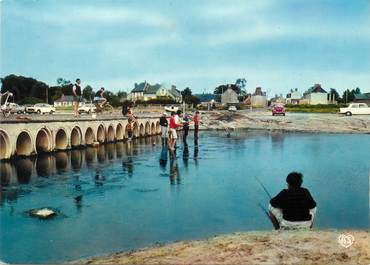 / CPSM FRANCE 50 "Bricqueville sur Mer, les Salines"