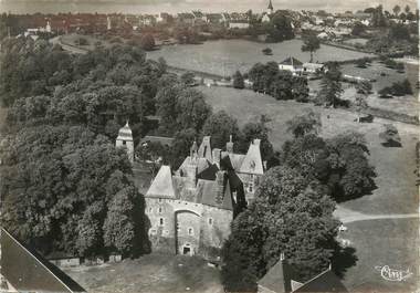 / CPSM FRANCE 50 "Cerisy La Salle, vue aérienne, le château"