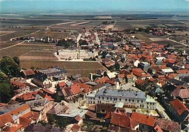 / CPSM FRANCE 51 "Le Mesnil sur Oger, vue aérienne"