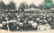 02 Aisne CPA  FRANCE 02 "Soissons, Place Saint Christophe, souvenir de fête"