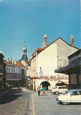 / CPSM FRANCE 52 "Chaumont, rue Georges Clémenceau"