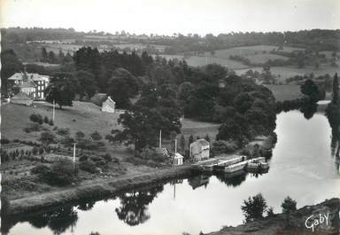 / CPSM FRANCE 53 "Andouille, vue générale sur la Mayenne"