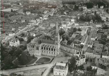 / CPSM FRANCE 53 "Chateau Gontier, vue aérienne, église Saint Rémy"