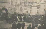 03 Allier CPA FRANCE 03 "Moulins, manifestation devant la cathedrale, 1906"