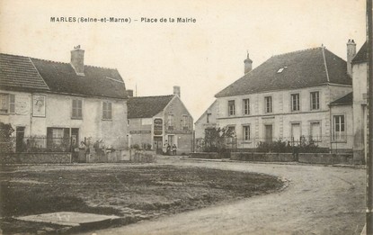 / CPA FRANCE 77 "Marles, place de la Mairie "