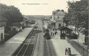 77 Seine Et Marne / CPA FRANCE 77 " Fontainebleau, la gare "