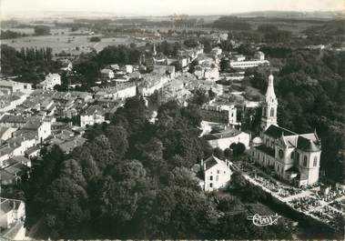 / CPSM FRANCE 54 "Bayon, vue aérienne, le centre, l'église"