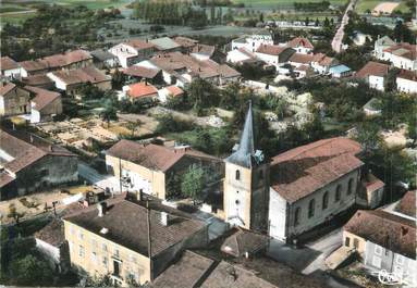 / CPSM FRANCE 55 "Saint Maurice sous les cotes, vue aérienne sur le centre et l'église"