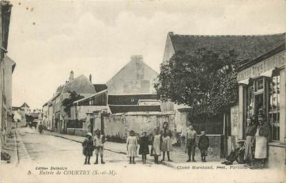 CPA FRANCE 77 "Courtry, l'entrée de la ville"