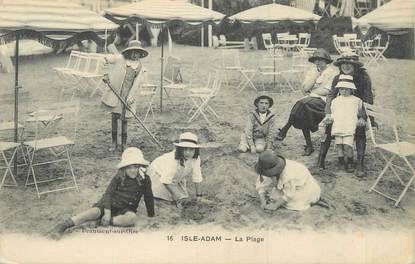 / CPA FRANCE 95 "L'Isle Adam, la plage" / JEUX DE PLAGE