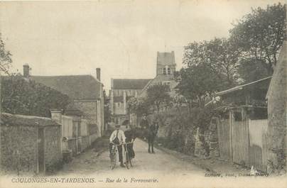 / CPA FRANCE 02 "Coulonges en Tardenois, rue de la Ferronnerie"