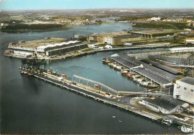 / CPSM FRANCE 56 "Lorient, le port de pêche "