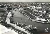 56 Morbihan / CPSM FRANCE 56 "Lorient, le port  de pêche"