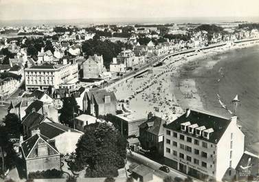 / CPSM FRANCE 56 "Quiberon, la grande plage"